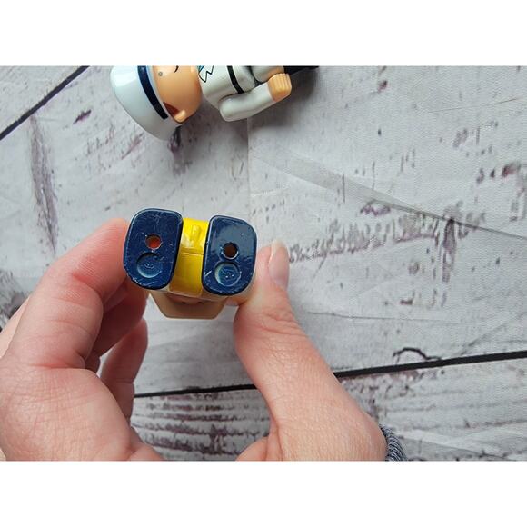 K'nex Toys People Figure Pilot Construction Worker 2.5in - Picture 6 of 6